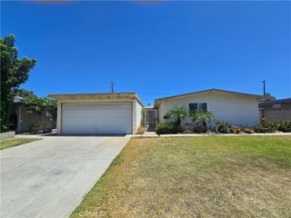 9692 Rosebay, Anaheim, CA 92804