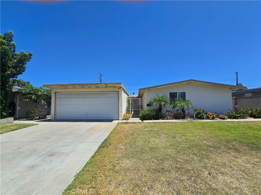 9692 Rosebay, Anaheim, CA 92804