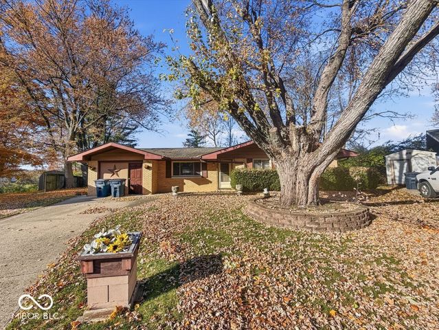 14 Melody Court, Beech Grove, IN 46107