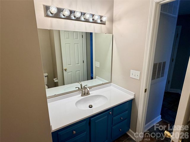 18771 Vineyard Point Lane, Cornelius, NC 28031