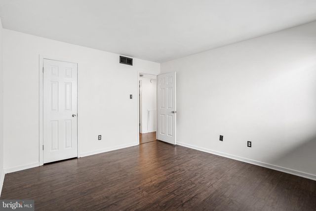 806 GREGORYS WAY, Voorhees, NJ 08043