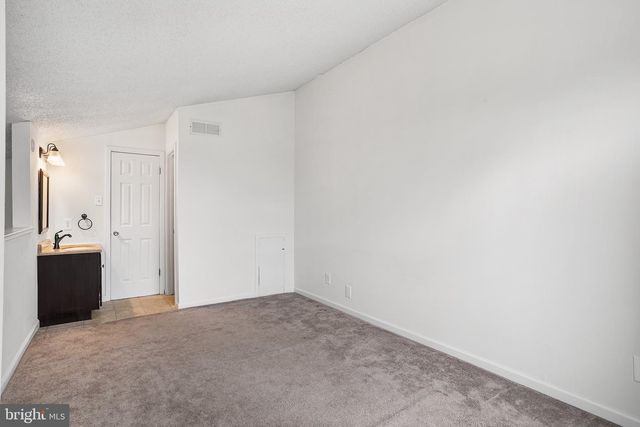 806 GREGORYS WAY, Voorhees, NJ 08043