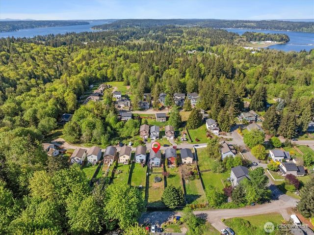 6994 E Dakota Street, Port Orchard, WA 98366