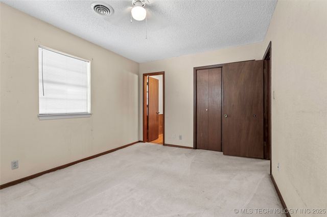 800 Cottonwood, Ardmore, OK 73401