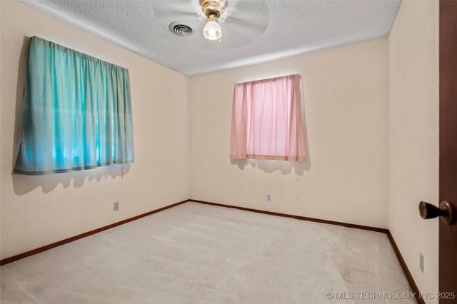 800 Cottonwood, Ardmore, OK 73401