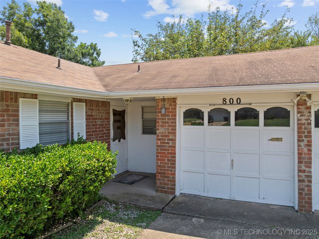 800 Cottonwood, Ardmore, OK 73401
