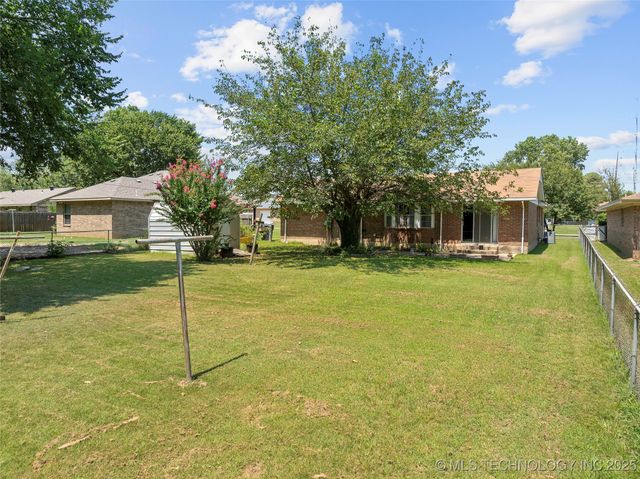800 Cottonwood, Ardmore, OK 73401