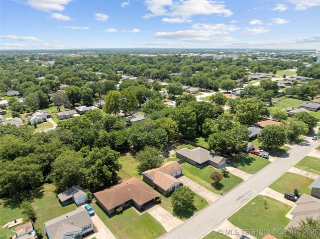 800 Cottonwood, Ardmore, OK 73401