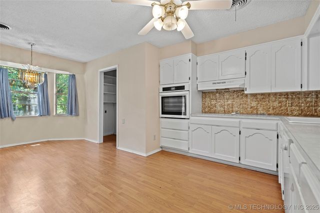 800 Cottonwood, Ardmore, OK 73401