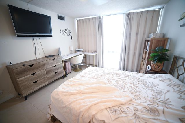 2701 N OCEAN Boulevard 2F, Fort Lauderdale, FL 33308