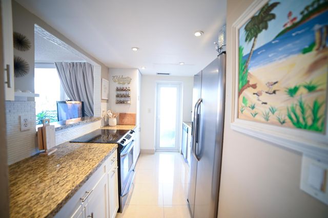 2701 N OCEAN Boulevard 2F, Fort Lauderdale, FL 33308