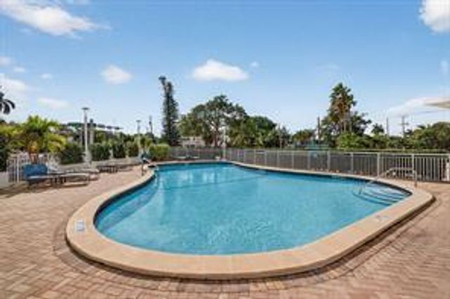 2701 N OCEAN Boulevard 2F, Fort Lauderdale, FL 33308