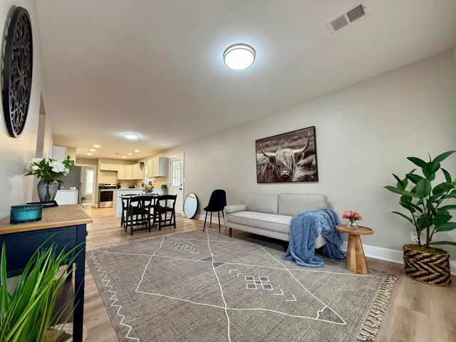 287 E Walton Avenue, Muskegon City, MI 49442