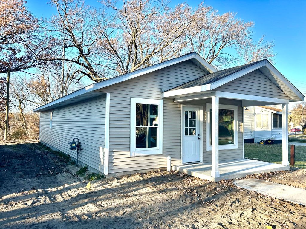 287 E Walton Avenue, Muskegon City, MI 49442