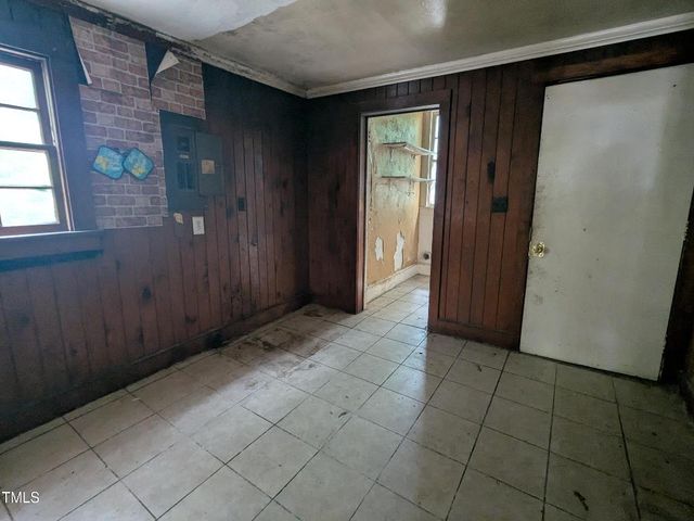 207 Bruton Street W, Wilson, NC 27893