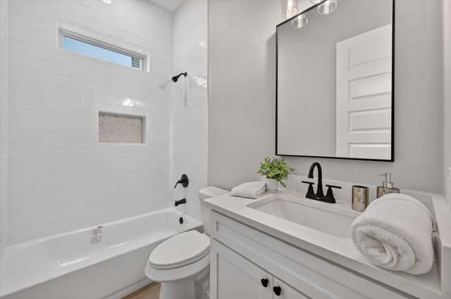 2807 Carrington Drive, Mansfield, TX 76063