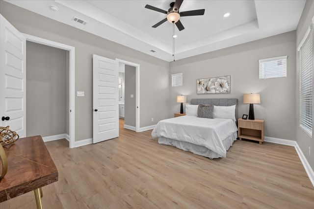 2807 Carrington Drive, Mansfield, TX 76063