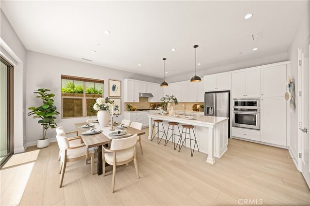 105 Yellow Iris, Irvine, CA 92618