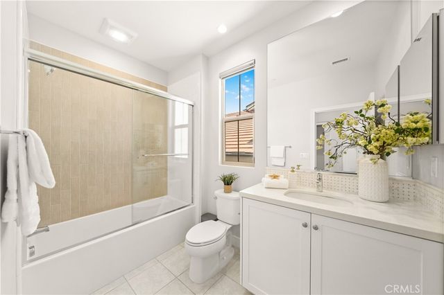 105 Yellow Iris, Irvine, CA 92618