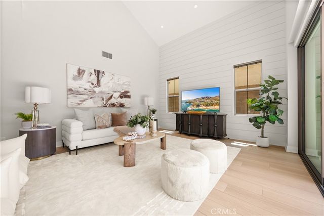 105 Yellow Iris, Irvine, CA 92618