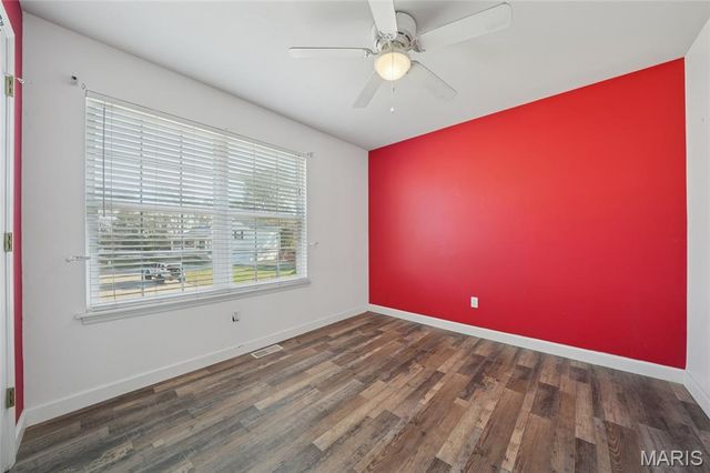 86 Glen Meadows Drive, Troy, MO 63379