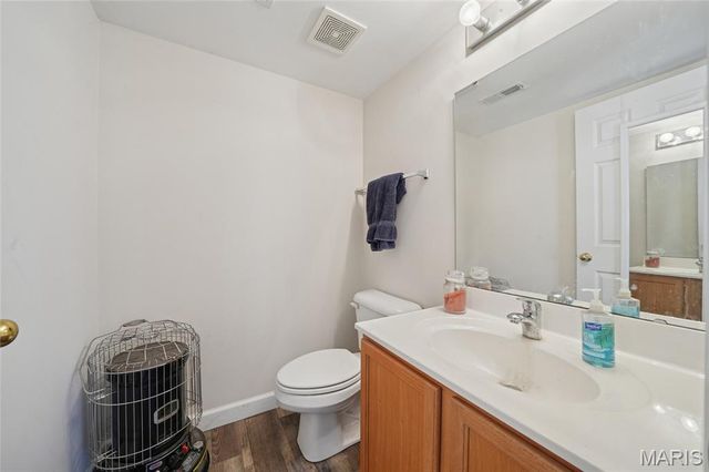 86 Glen Meadows Drive, Troy, MO 63379