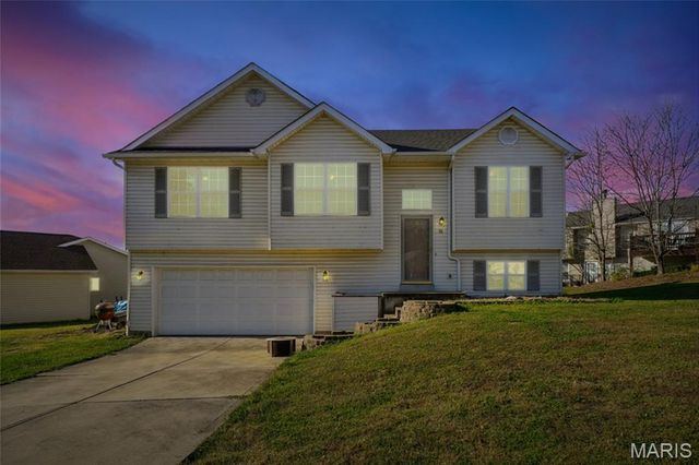 86 Glen Meadows Drive, Troy, MO 63379