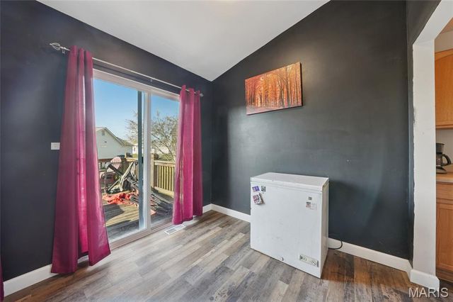 86 Glen Meadows Drive, Troy, MO 63379