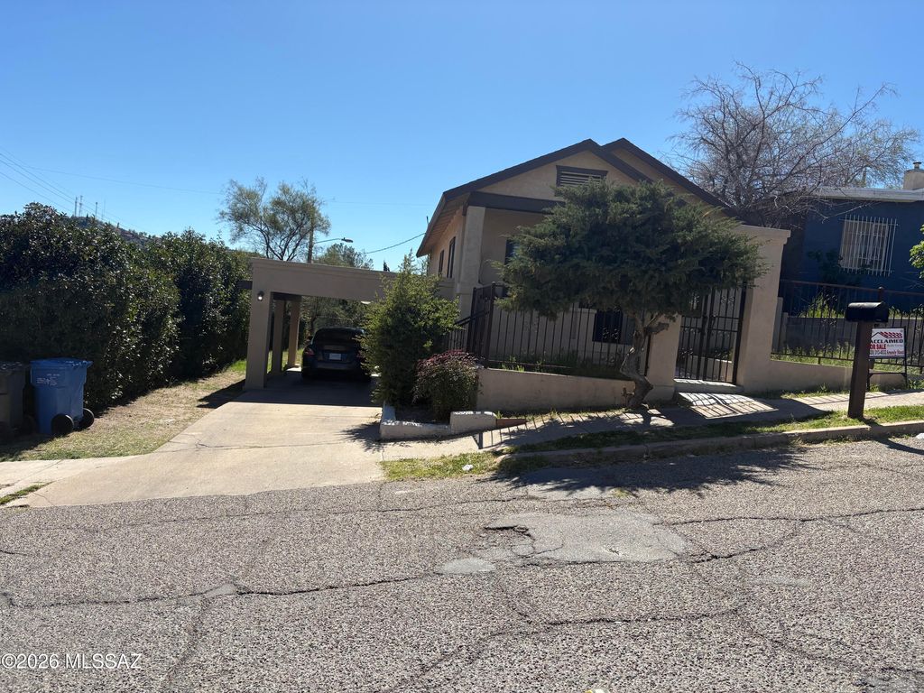219 W Loma Street, Nogales, AZ 85621