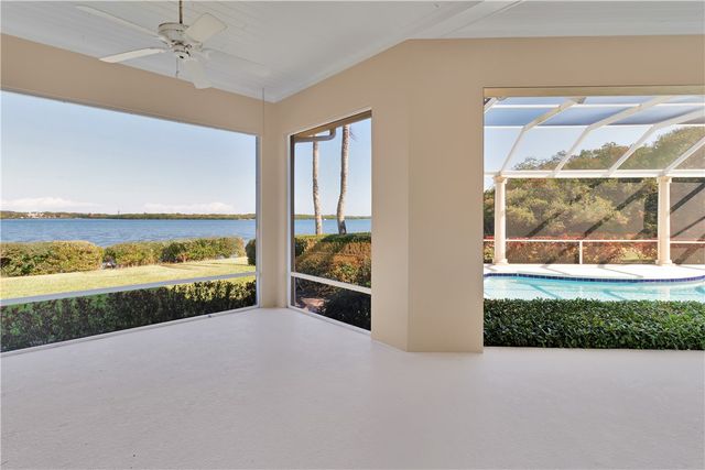 5142 Saint Andrews Island Court, Vero Beach, FL 32967