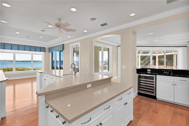 5142 Saint Andrews Island Court, Vero Beach, FL 32967