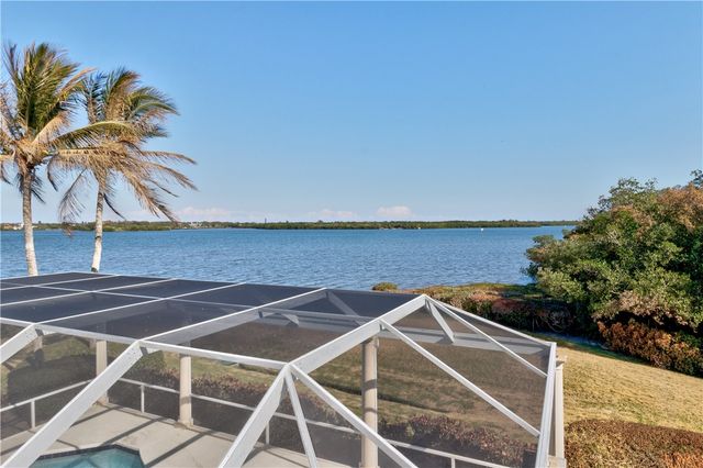 5142 Saint Andrews Island Court, Vero Beach, FL 32967