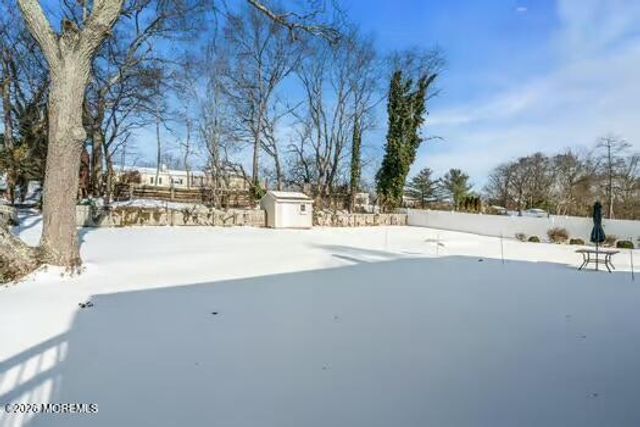 10 Lexington Road, Howell, NJ 07731