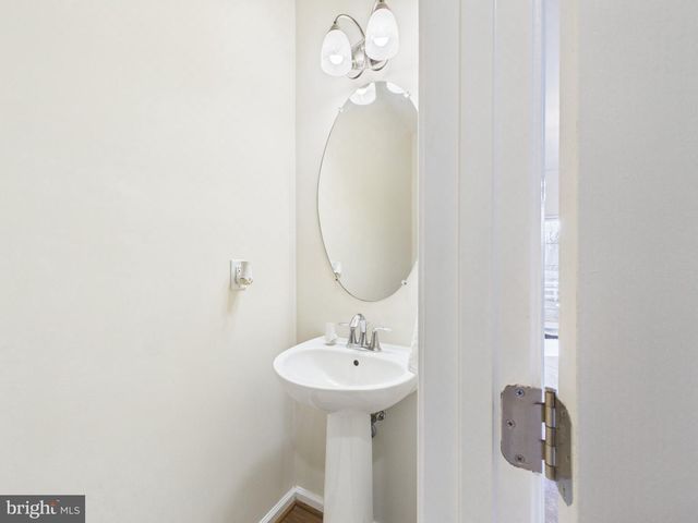 4997 SAINT MATTHEWS DR, Waldorf, MD 20602