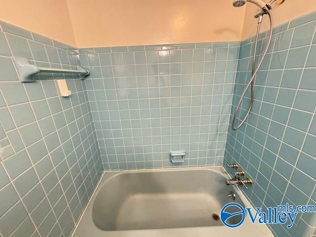 1607 Chapman Avenue NE, Huntsville, AL 35811
