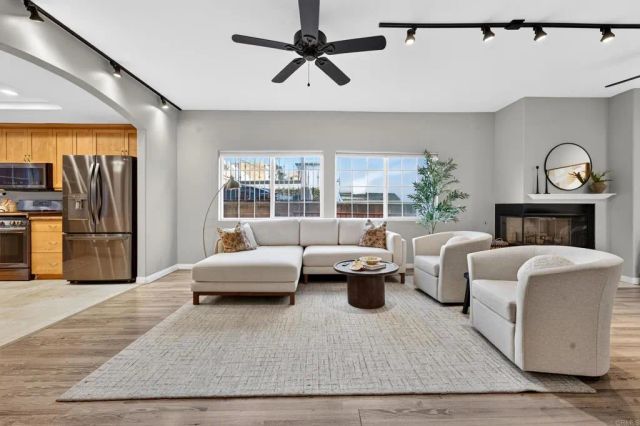 3951 Riviera Drive, San Diego, CA 92109