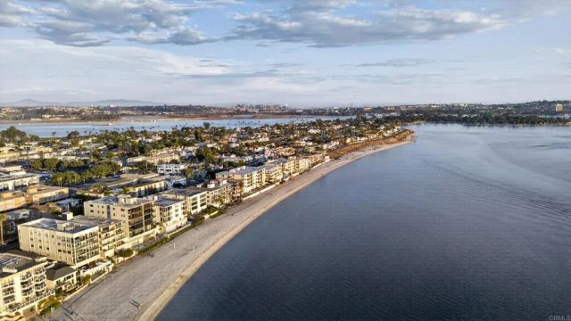 3951 Riviera Drive, San Diego, CA 92109