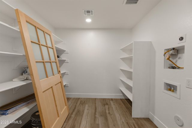 5745 N 13TH Place, Phoenix, AZ 85014
