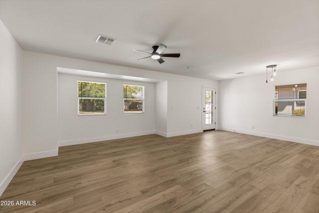 5745 N 13TH Place, Phoenix, AZ 85014
