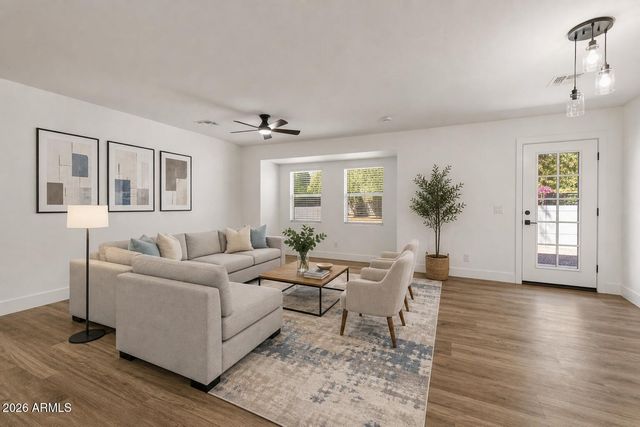 5745 N 13TH Place, Phoenix, AZ 85014