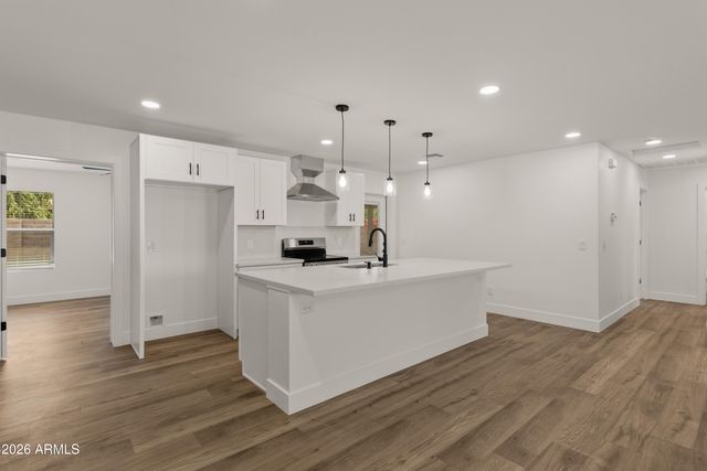 5745 N 13TH Place, Phoenix, AZ 85014