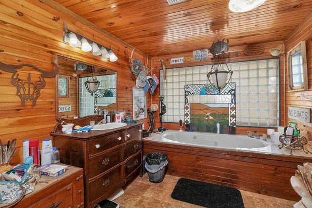 21885 State Hwy 49, Lawton, OK 73507