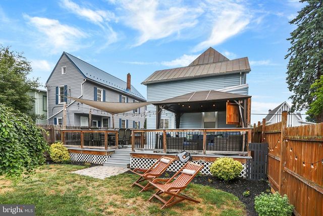 128 E EMAUS ST, Middletown, PA 17057