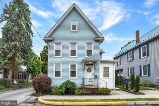 128 E EMAUS ST, Middletown, PA 17057