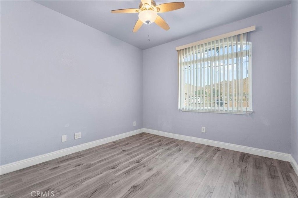 Image 11 of property listing at 15833 Sago Road, Apple Valley, CA 92307