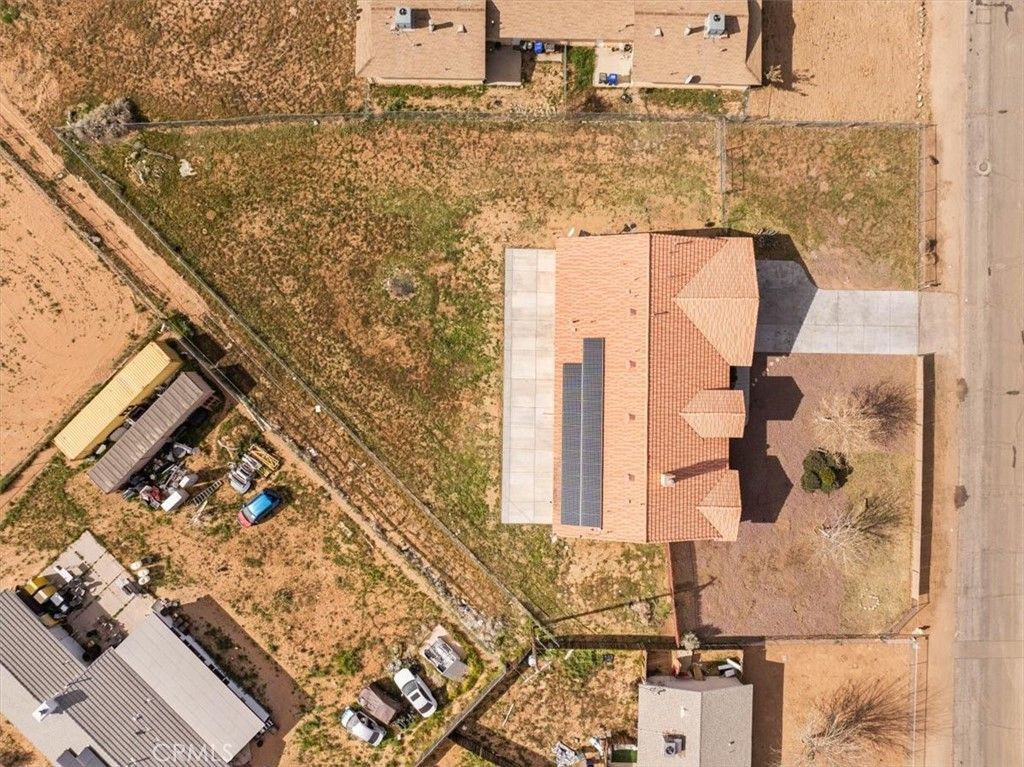 Image 26 of property listing at 15833 Sago Road, Apple Valley, CA 92307