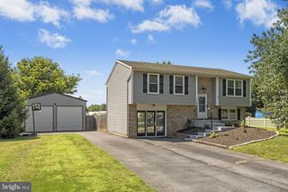 1165 STELLAR DRIVE, Mount Joy, PA 17552
