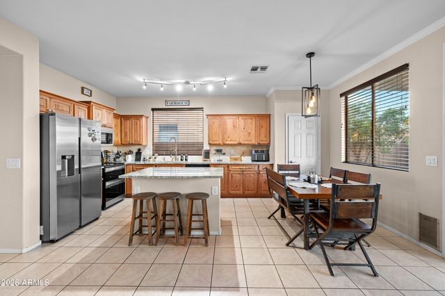 11542 W BERMUDA Drive, Avondale, AZ 85392