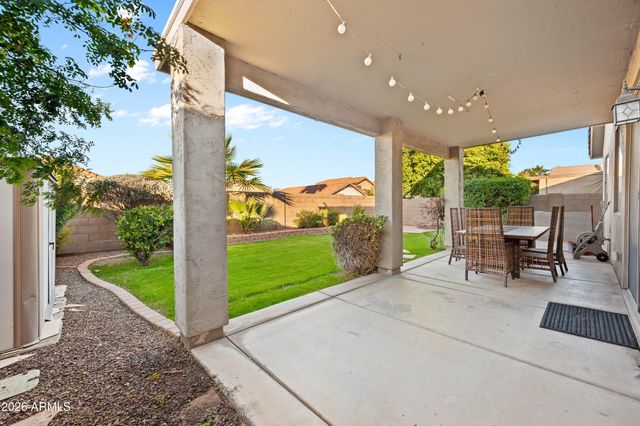 11542 W BERMUDA Drive, Avondale, AZ 85392