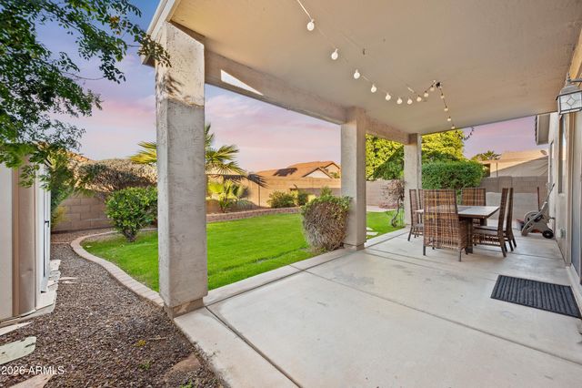 11542 W BERMUDA Drive, Avondale, AZ 85392